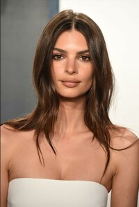 Emily Ratajkowski.jpg