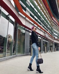 sarakolami_20190205_p_1972814116143677986_1_1972814116143677986.jpg