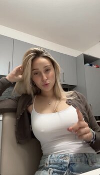 4D9FFD97-17EB-4447-B9EA-B9385C9F8E02.jpeg