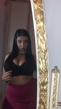 LoveThreads.Net_461800256_1058239629345329_785898071065982356_n.jpg