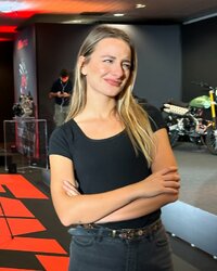 carolinatedeschi_468388818_894283572878357_7998190808061987321_n.jpg