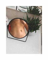 debora m.g.1.jpg