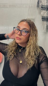 sofiabono-20250101-0003.jpg