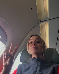 carolinatedeschi_1741348765_3583015595193847163_27886472695.jpg