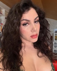 instavalentinanappi-20250309-0002.jpg