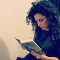 Silvia Avallone s mora v se riccia xra d.jpg