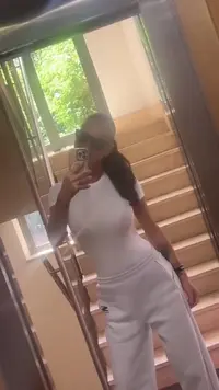 vlcsnap-2025-05-28-00h12m54s380.webp