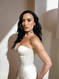 ddlovato_1749123433349.webp