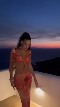 VideoCapture_20250630-202804.webp