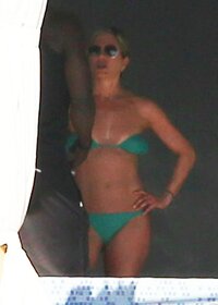 janiston-cox-bikini-31dec13-07 - Copia.jpg