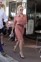 Kylie Minogue Canal Plus Cannes 052014_53.jpg