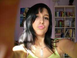 stefania-italiana-19-anni-di-milano_131687452.jpg
