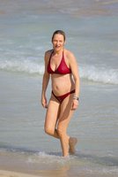 uma-thurman-wearing-a-bikini-at-a-beach-in-st-barts-march-152015-x41-4.jpg