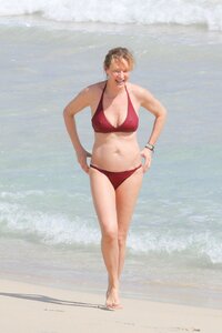 uma-thurman-wearing-a-bikini-at-a-beach-in-st-barts-march-152015-x41-15.jpg