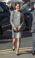 kate-middleton-style-visiting-the-turner-contemporary-gallery-in-margate-march-2015_4.jpg