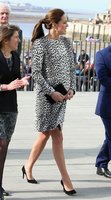kate-middleton-style-visiting-the-turner-contemporary-gallery-in-margate-march-2015_10.jpg
