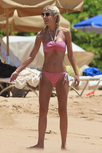 ToriSpellingRedBikini13.jpg