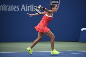 roberta-vinci-2015-us-open-day-twelve-semifinals-vs-serena-williams-bjk-national-tennis-center-i.jpg
