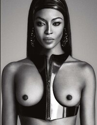 Naomi Campbell  Lui Magazine (Ottobre 2015) - FV - 05.jpg