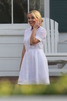 reese-witherspoon-draper-james-photoshoot-set-in-venice-12216-18.jpg
