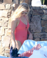 reese-witherspoon-red-swimsuit-on-vacation-in-cabo-san-lucas-030116-9.jpg
