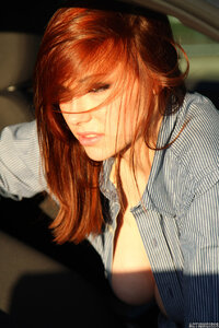 actiongirlskatlynncar020.jpg