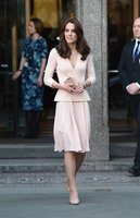 kate-middleton-at-the-national-portrait-gallery-in-london-5416-1.jpg