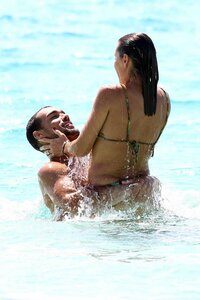 Flavia-Pennetta-in-Bikini-2016--09.jpg