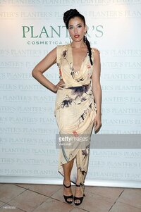 Nina-Zilli-Feet-2897633.jpg