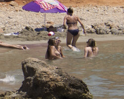beachlc35435.jpg