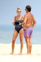 sarah-jessica-parker-in-a-swimsuit-at-the-beach-in-the-hamptons-07-07-2019-1.jpg