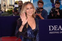 sarah-jessica-parker-here-and-now-premiere-at-deauville-american-film-festival-7.jpg