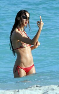 46199_nina_moric_&#98.jpg