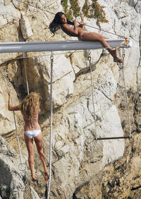 michelle rodriguez in bikini 01.jpg