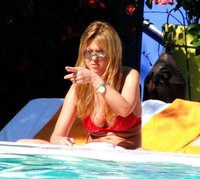 tara reid in bikini 13.jpg