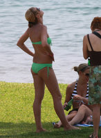 heidi klum in bikini verde 29.jpg