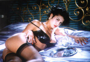 dalila in cama 04.jpg