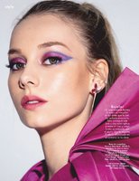 ester-exposito-in-cosmopolitan-magazine-spain-january-2020-2.jpg