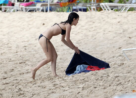 rachel bilson in bikini 15.jpg