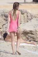 mischa barton a formentera 10.jpg