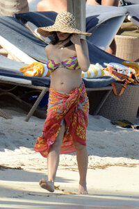 jenna dewan in bikini 06.jpg