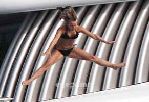 julianne hough in bikini nero 10.jpg