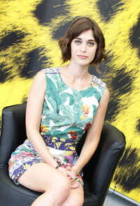 lizzy caplan al talk 02.jpg