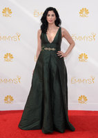 sarah silverman al emmy awards 01.jpg