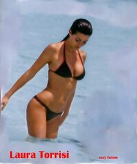 Laura Torrisi - bikini.jpg