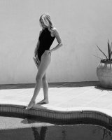 Gwyneth-Paltrow-Feet-4620993.jpg