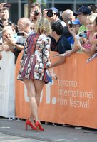 Kristen+Wiig+Welcome+Premiere+Arrivals+2014+pwlCR-SPaq9x.jpg