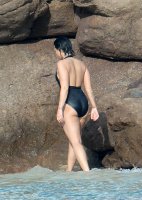 demi lovato al mare 21.jpg