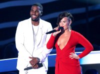 demi lovato al vma 38.jpg