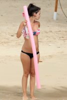 rachel bilson in bikini 05.jpg